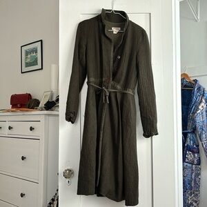 Hannoh lovely olive green coat with waist tie size 38